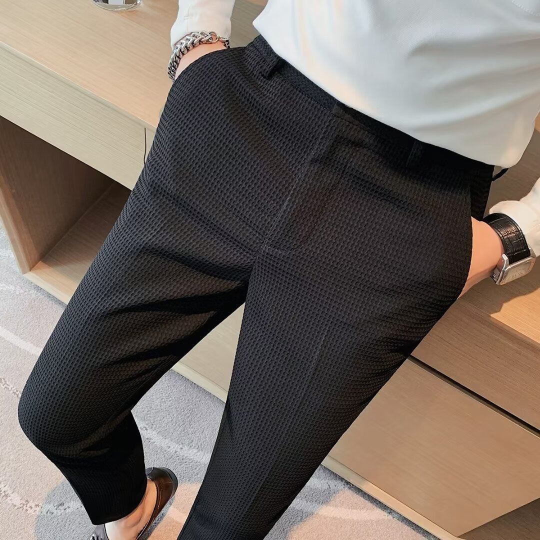 Men's Slim-Fit Textured Trousers