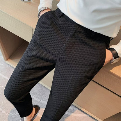 Men's Slim-Fit Textured Trousers