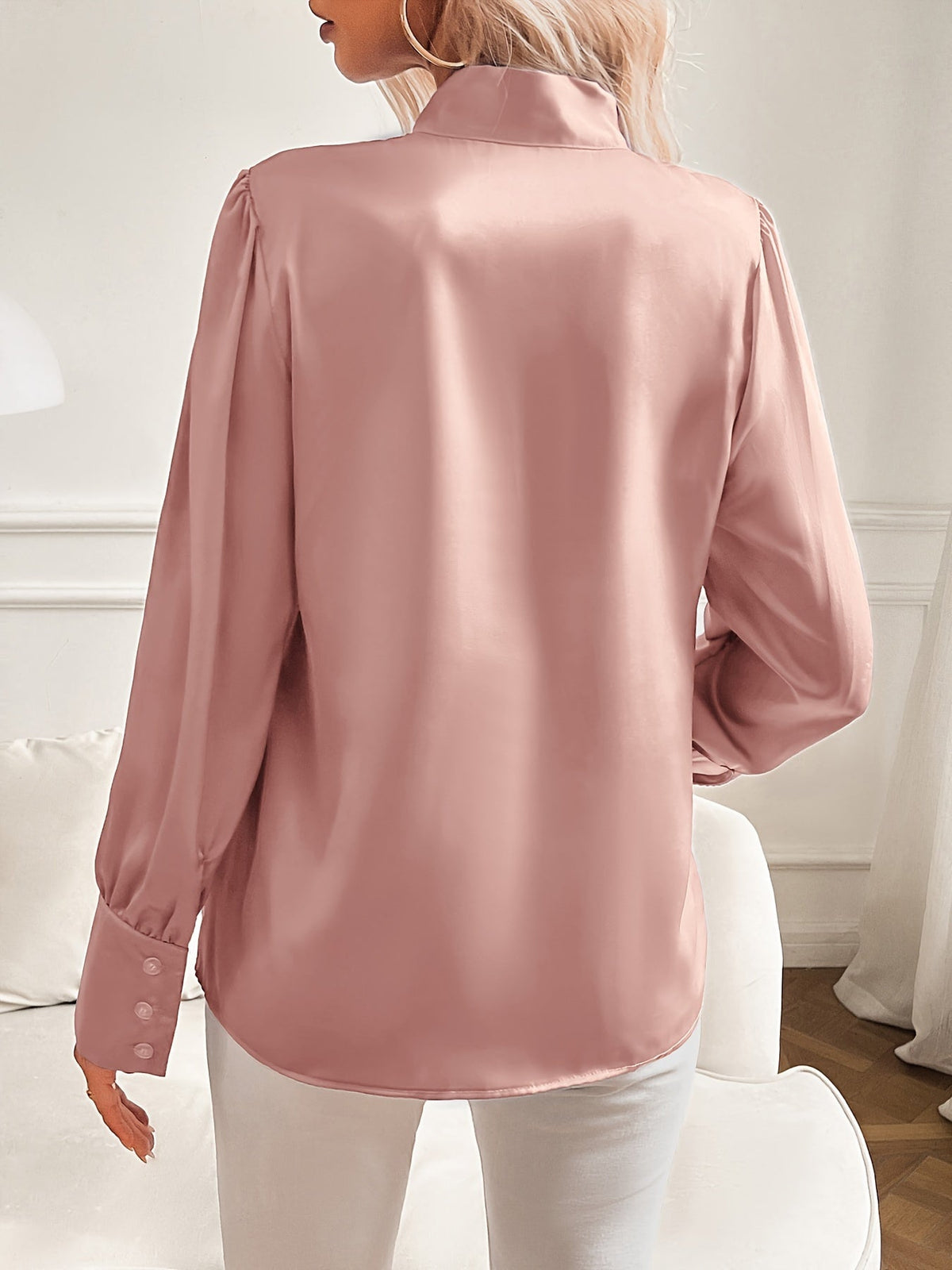 Women's Puff-Sleeve Bow Collar Blouse