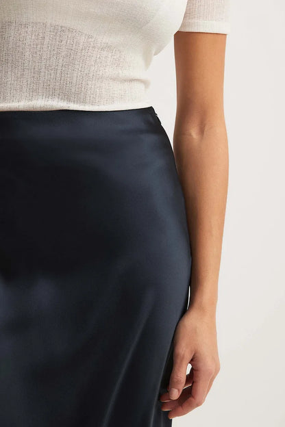 Women's Flowing Maxi Skirt
