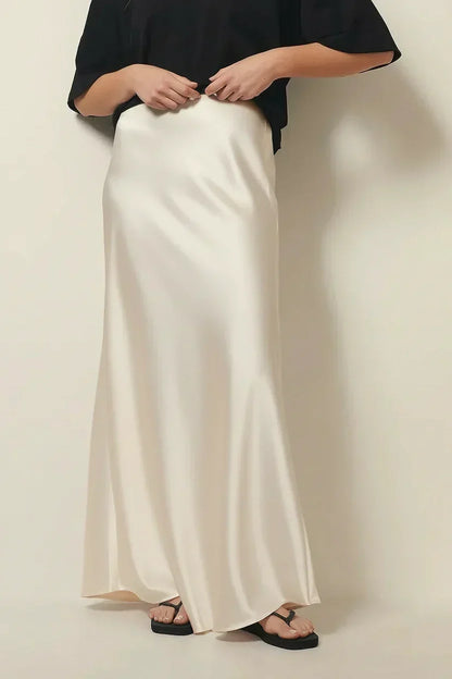 Women's Flowing Maxi Skirt